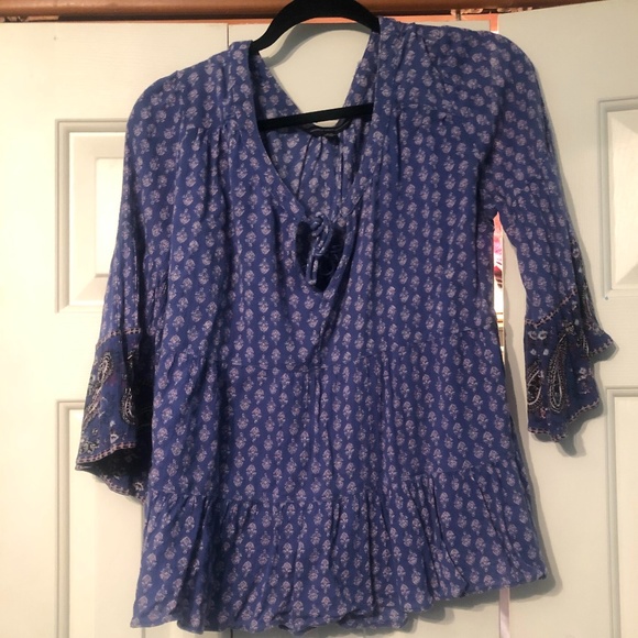 Patterned Blouse - Picture 1 of 3